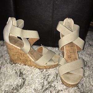 New York & Company Wedges